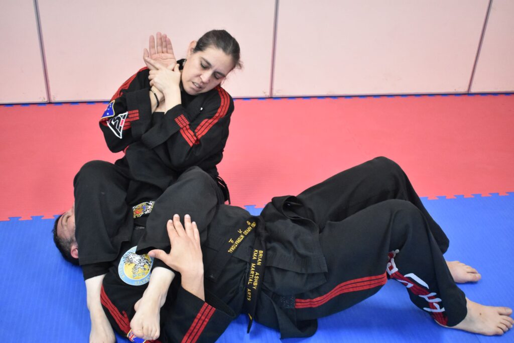 Female self defence
Arm bar